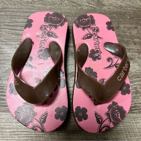 Carters Pink Flip Flops Size 5-6 - Picture 1 of 3